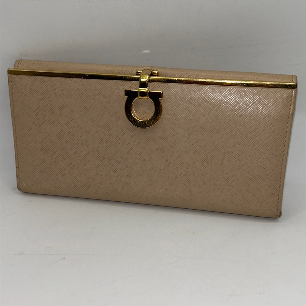 Salvatore Ferragamo Gancini Leather two-Fold Long Wallet
